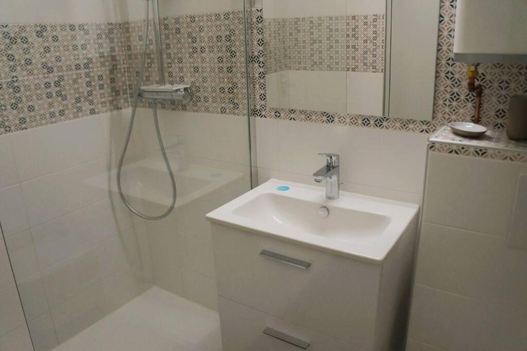 Studio Climatise Et Spacieux Situe Pres Des Parcs Vichy Dış mekan fotoğraf